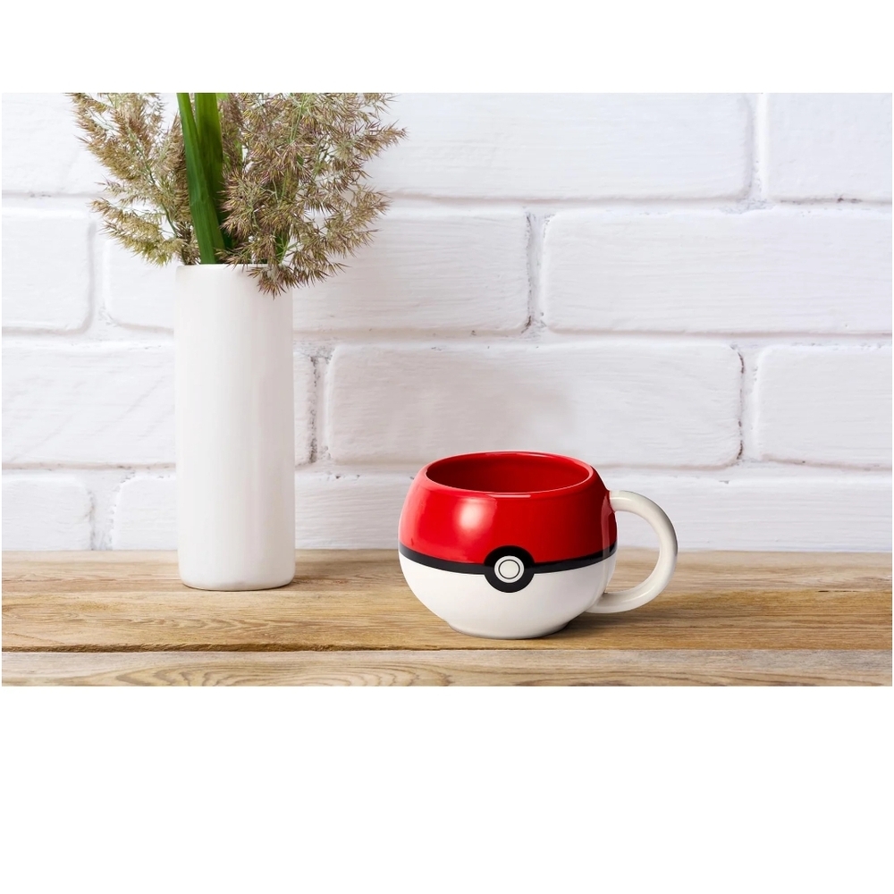 Pokemon Red and White Poké Ball Mug Nwob